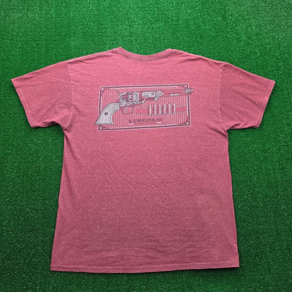 Lincoln Outfitters Revolver Graphic Tshirt Mens Large Burgundy Western Casual